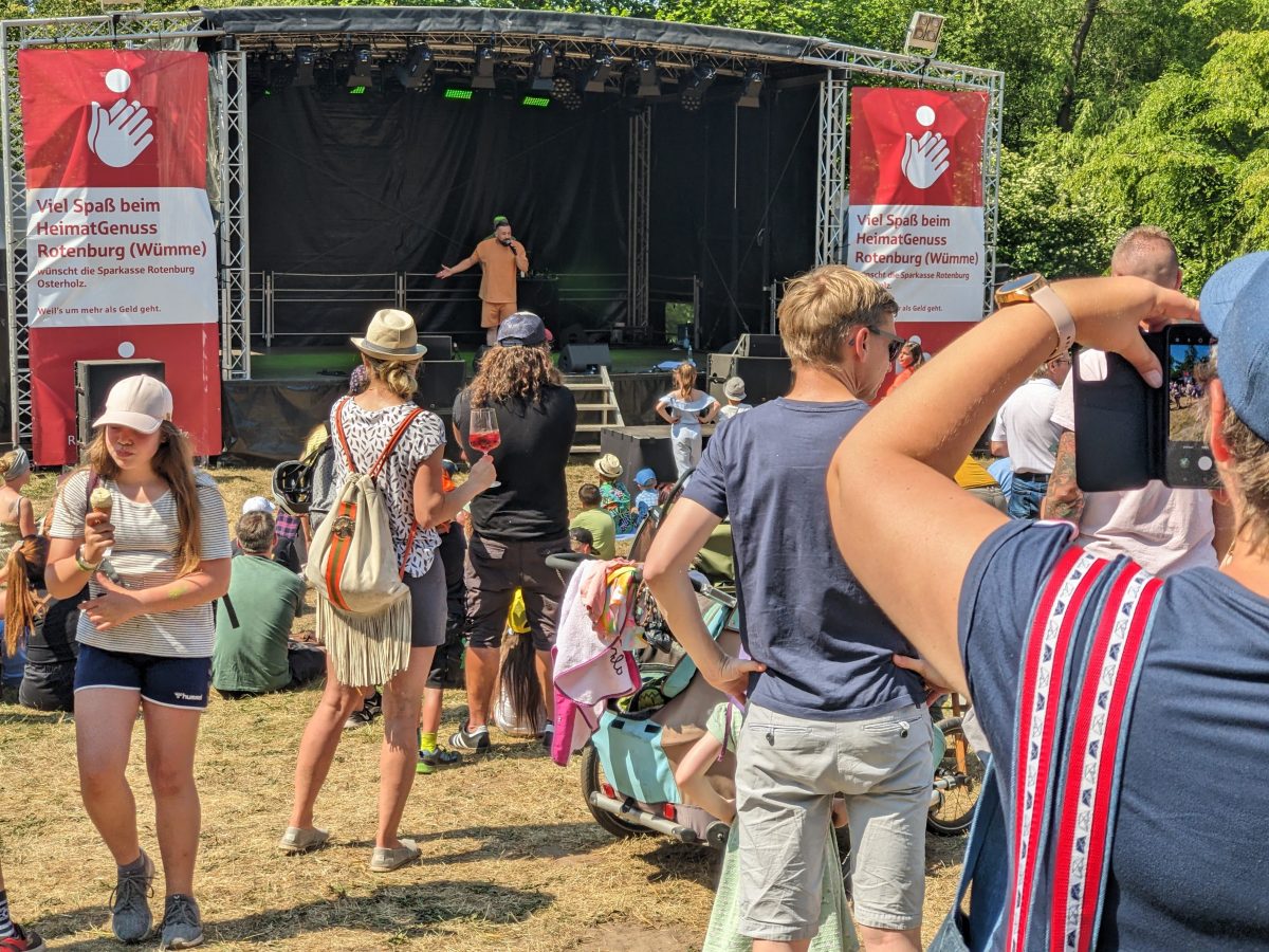 Große Bühne für die Konzerte auf dem Heimat Genuss Festival in Rotenburg.