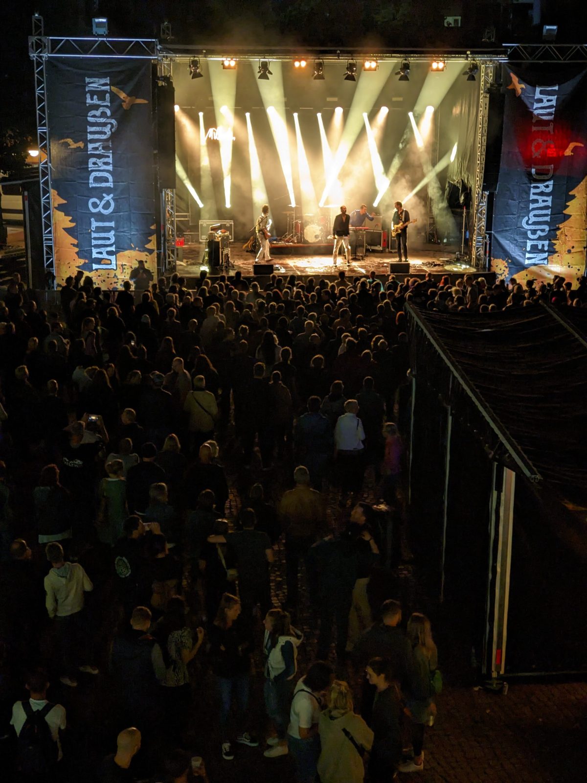 super Band auswahl bei laut & draussen Festival in Rotenburg - so bestimmt auch wieder 2026 (Foto ist von 2023)