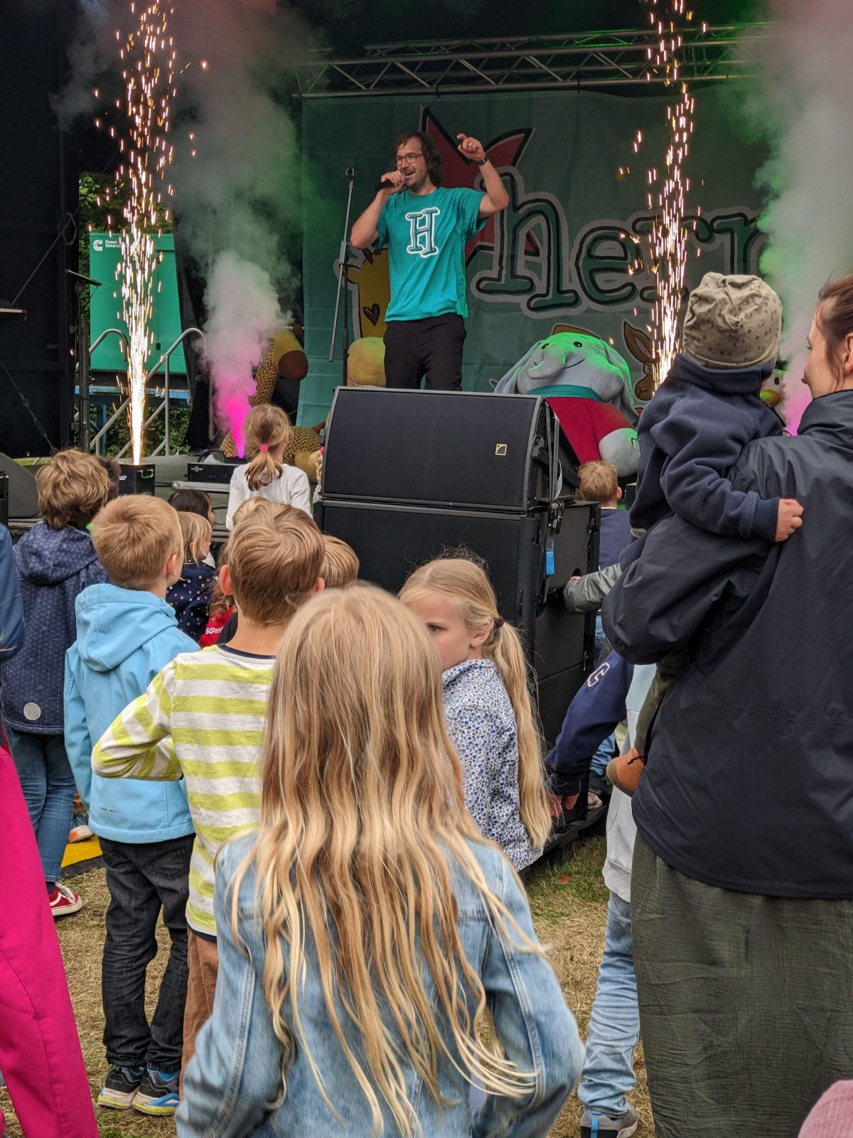 Konzert für Kinder - Heimatgenuss Familienfest.  Handyfuzzi Veranstaltungskalender ROW