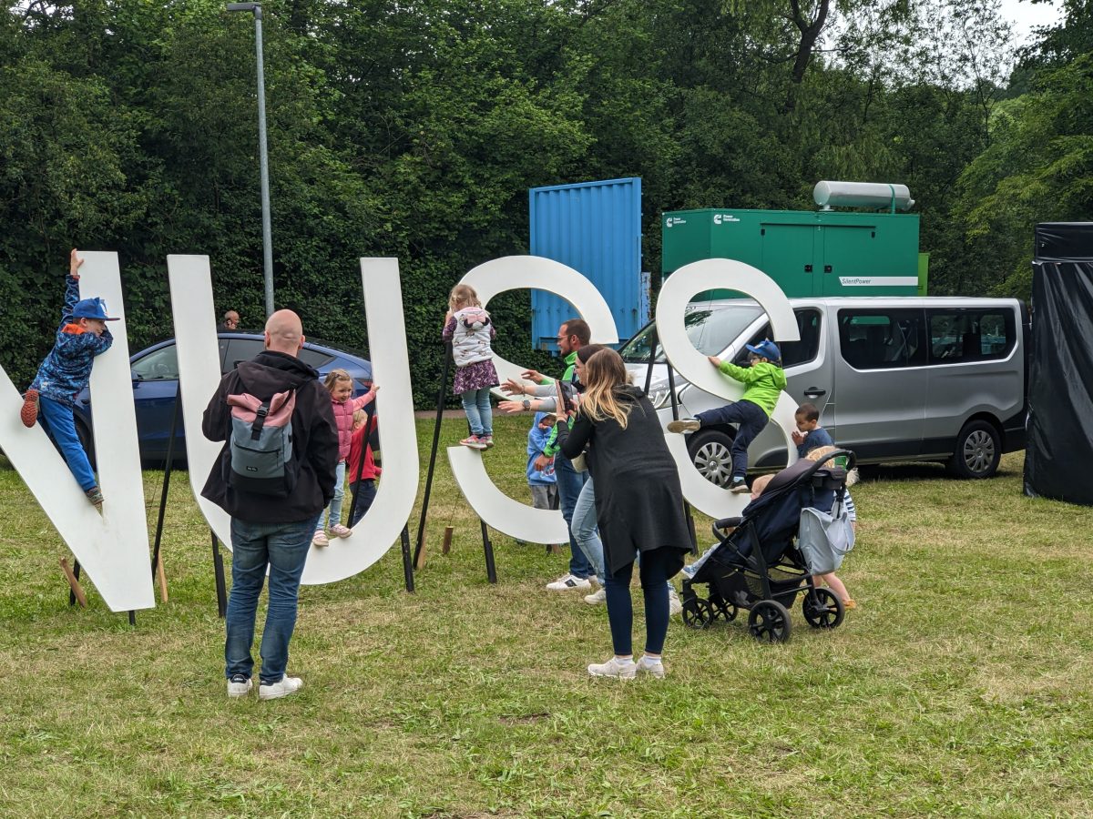 Die Nuss vom HeimatgeNuss - Familienfest in ROW